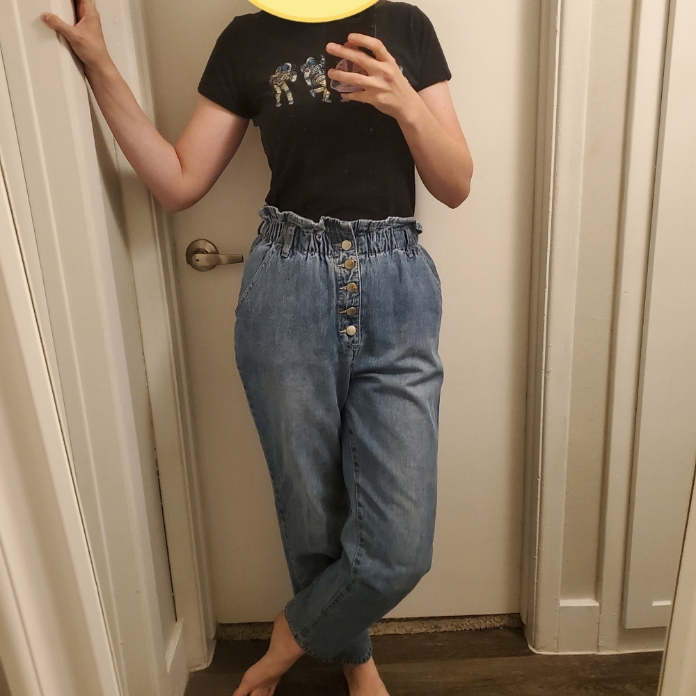 Forever 21 Baggy High-Rise Button Jeans